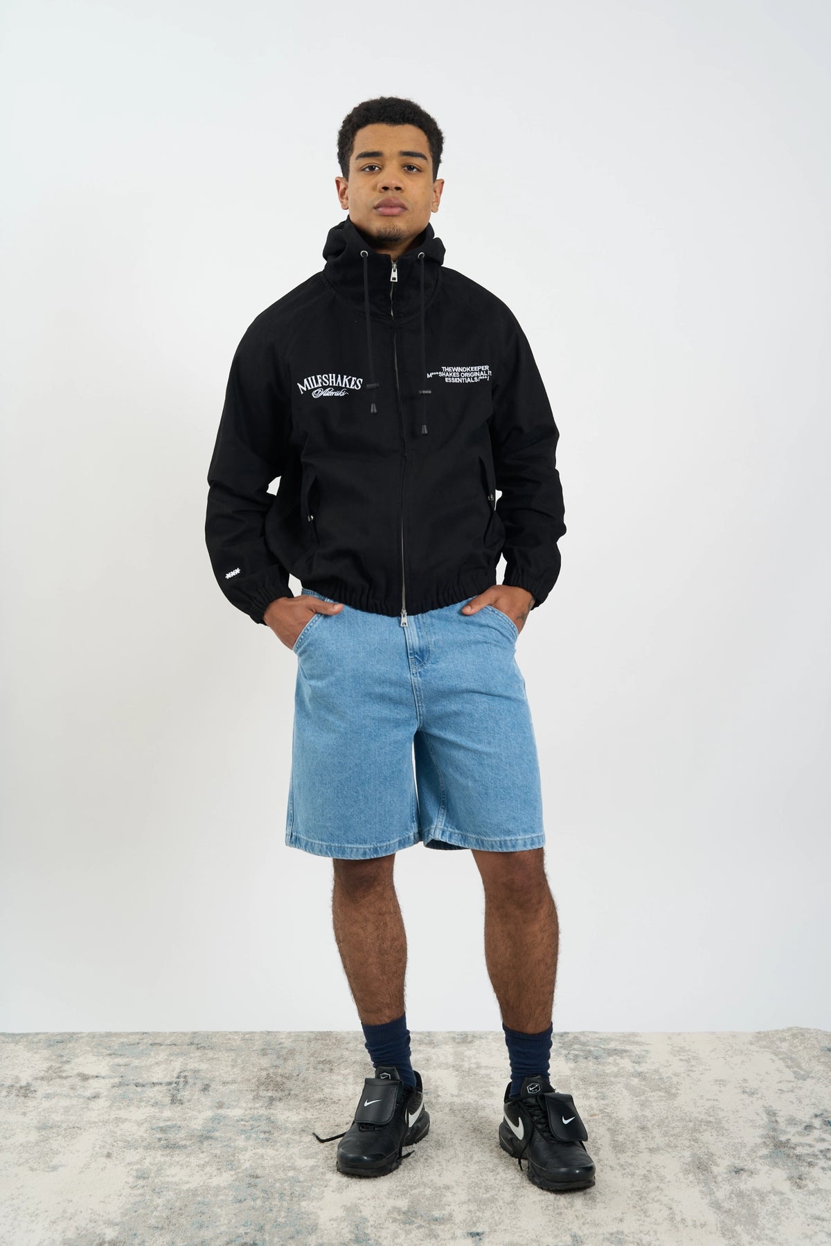 WINDF***ER BLACK