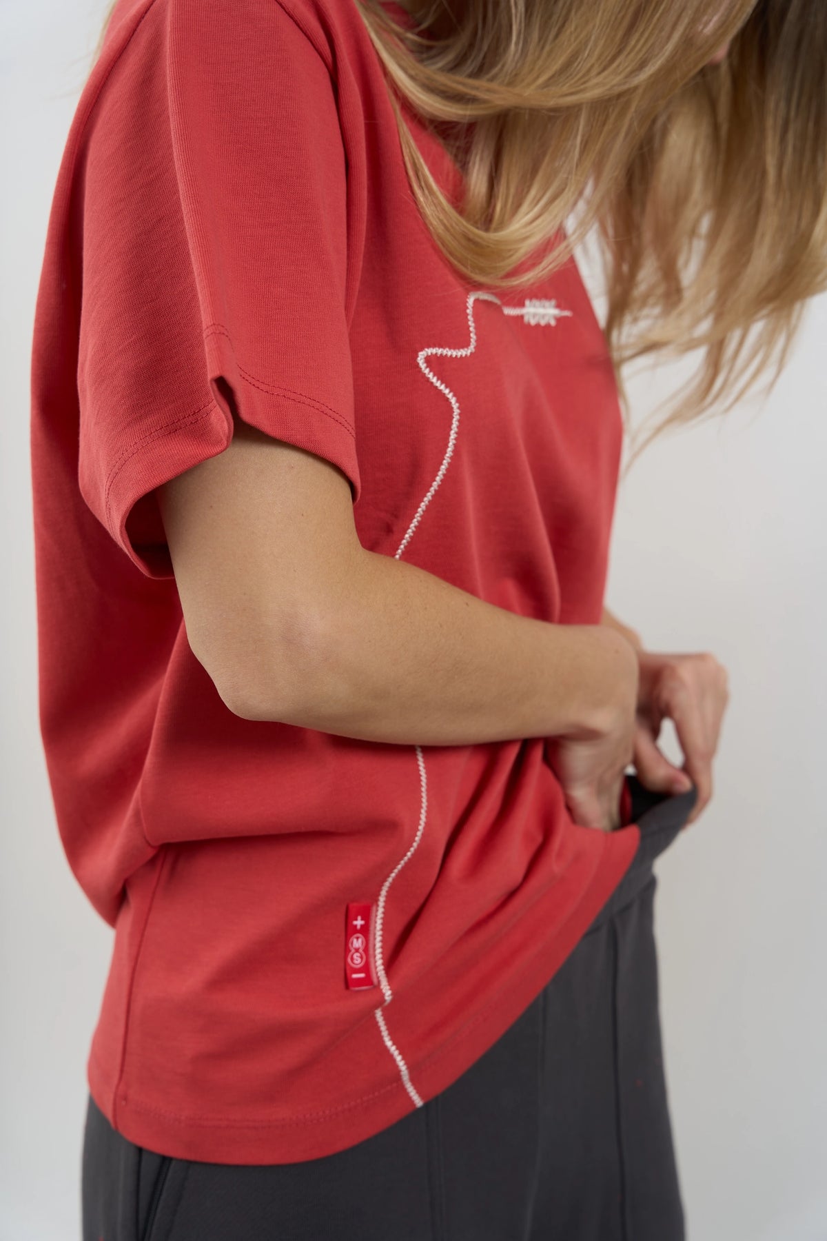 PLUGGED TEE RED