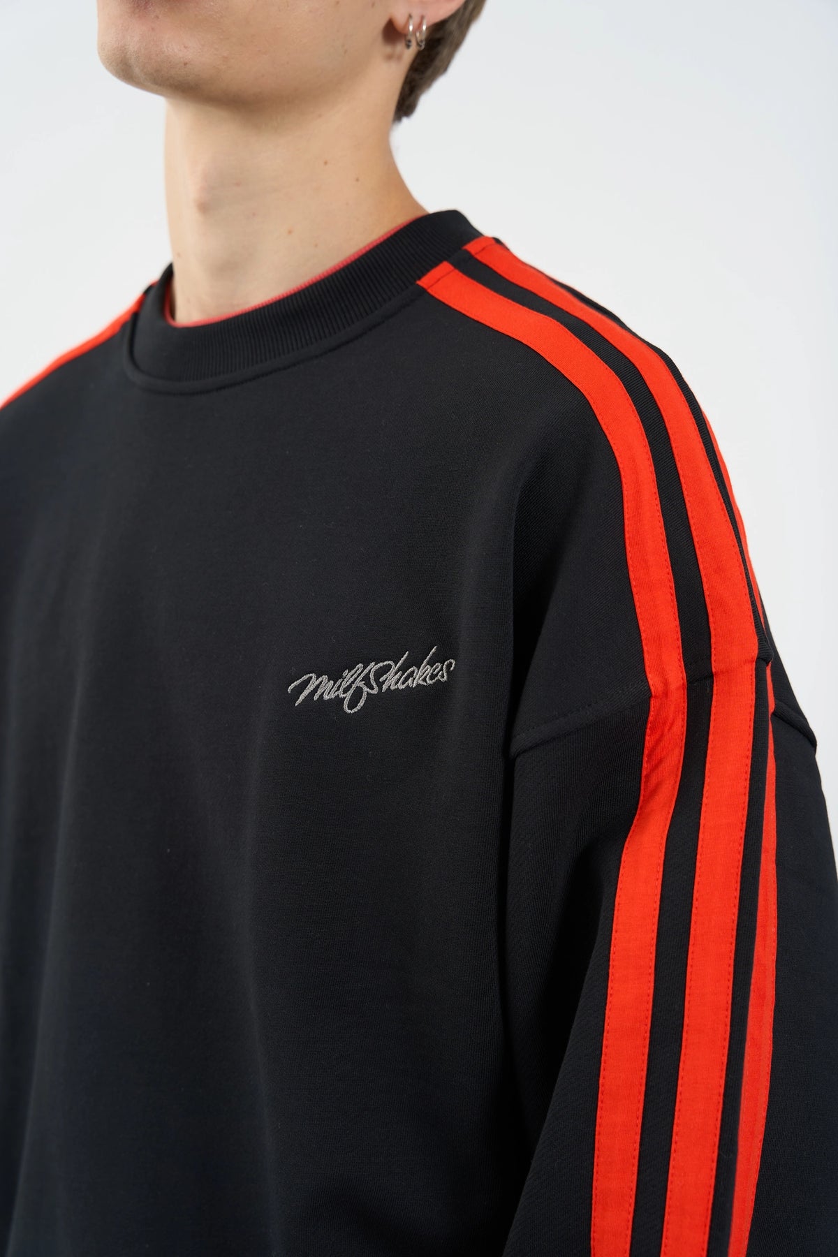 CREWNECK STRIPES BLACK