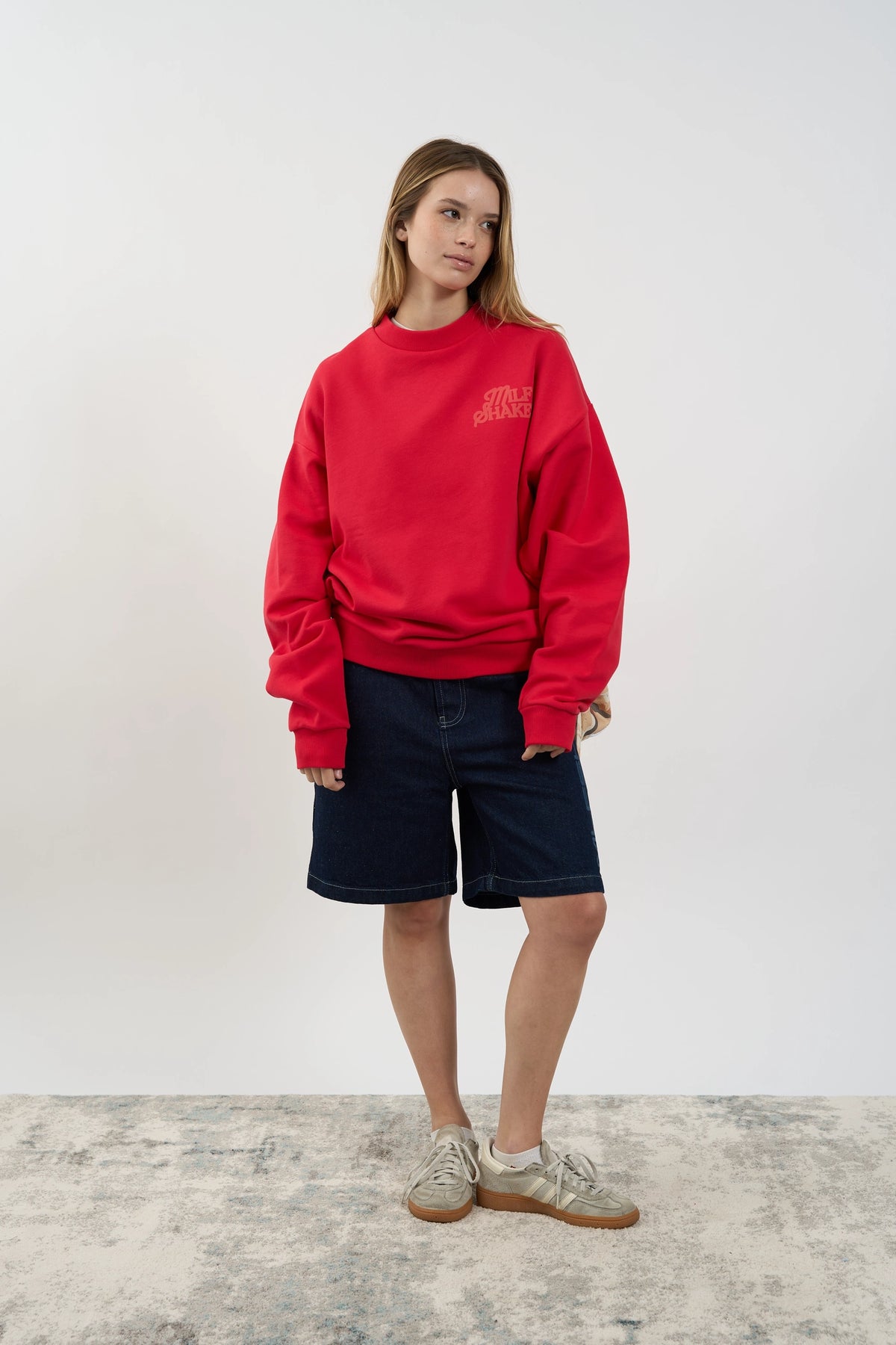 MS RED CREWNECK